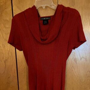 Red Short Sleeved Top